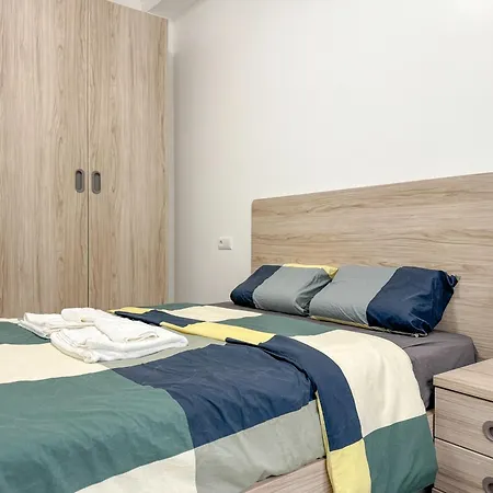 Double Bed In Arroios *